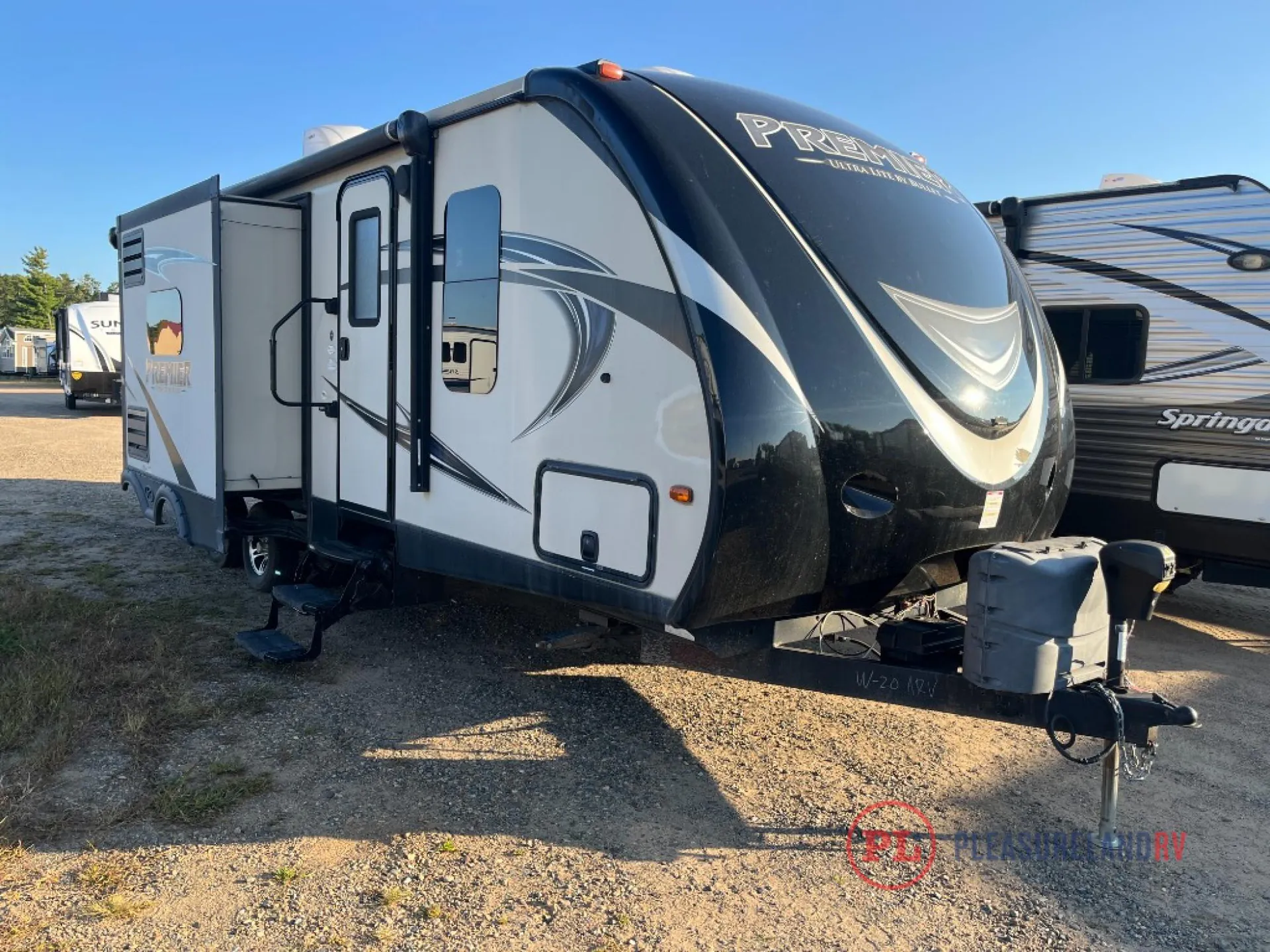 2016 Keystone Premier Ultra Lite 26RBPR