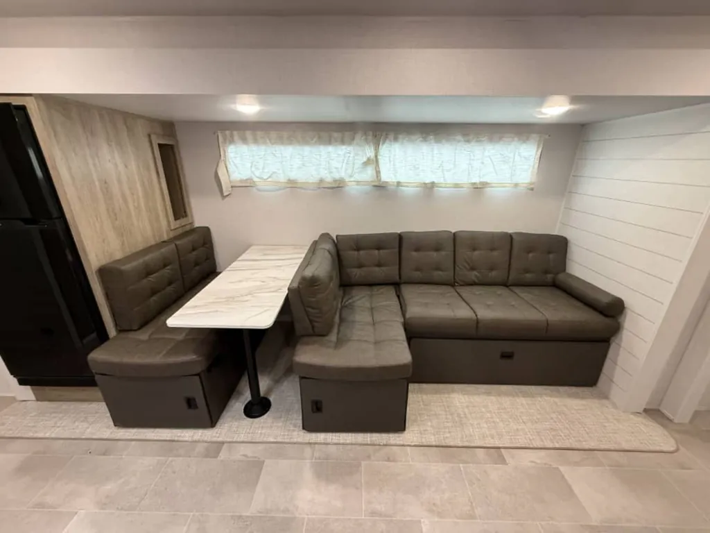 2026 Forest River Airelume 325, Photos photo 15