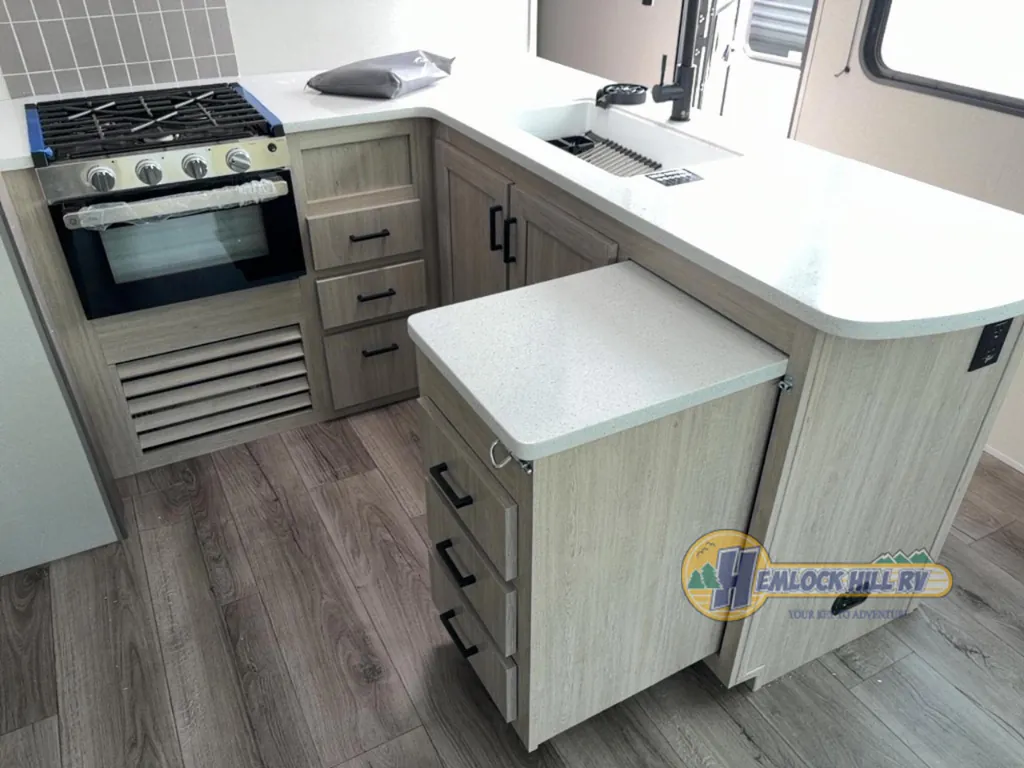 2026 Coachmen Catalina Legacy Edition 283RNR, Photos photo 22