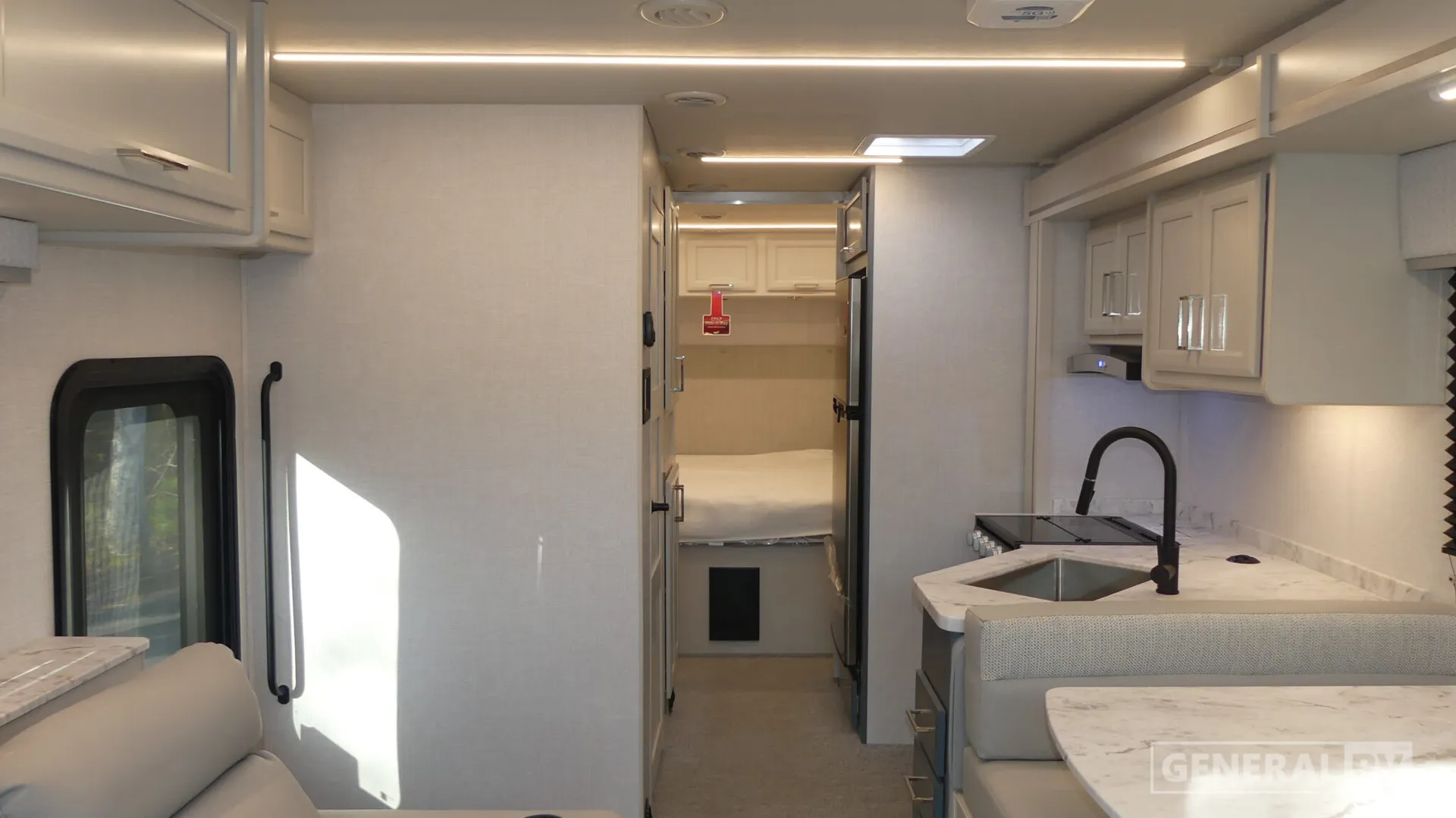 2026 Fleetwood Altitude 29F - Photo 3