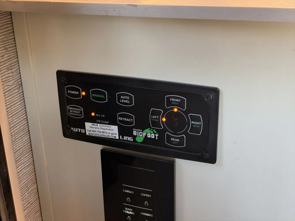2020 Tiffin Wayfarer 25 RW, Photos photo 25