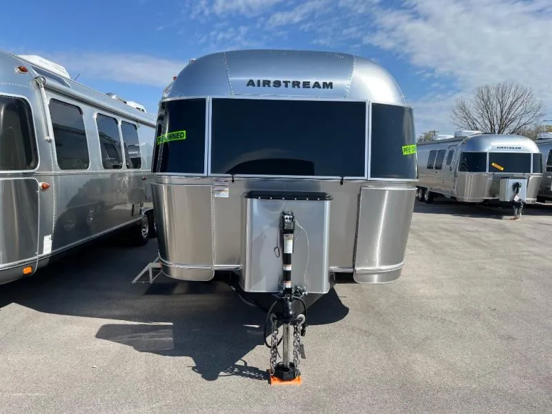 2023 Airstream Flying Cloud 25RB - Photo 3