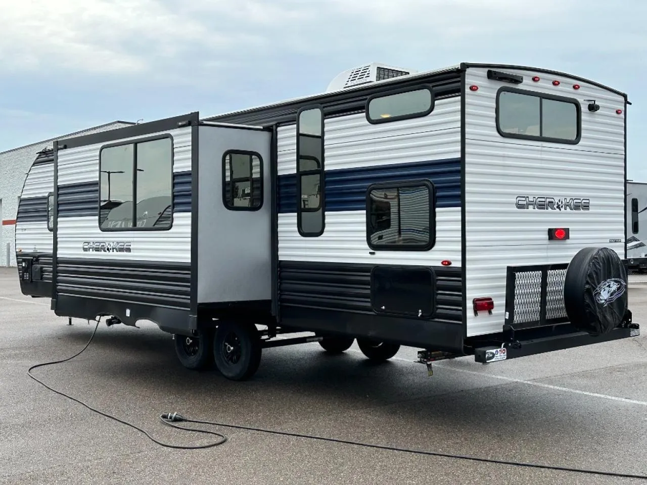 2023 Forest River RV Cherokee 243TR - Photo 4