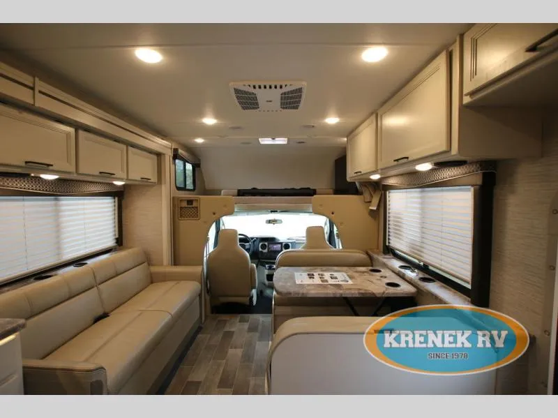 2022 Thor Motor Coach Chateau 30D - Photo 4