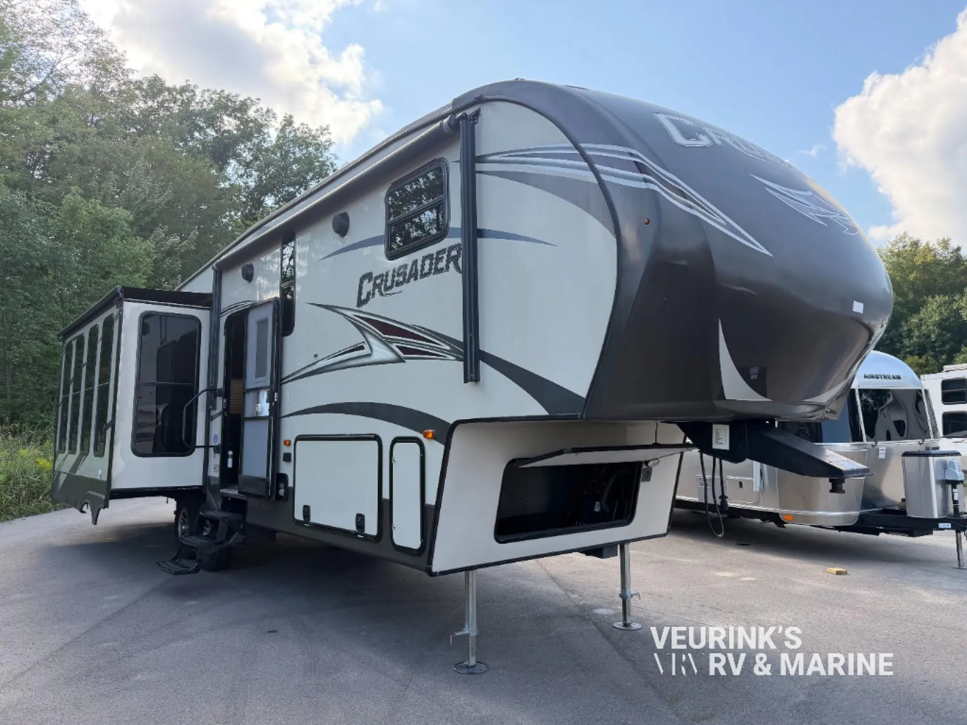 2016 Prime Time Crusader 322RES - Photo 2