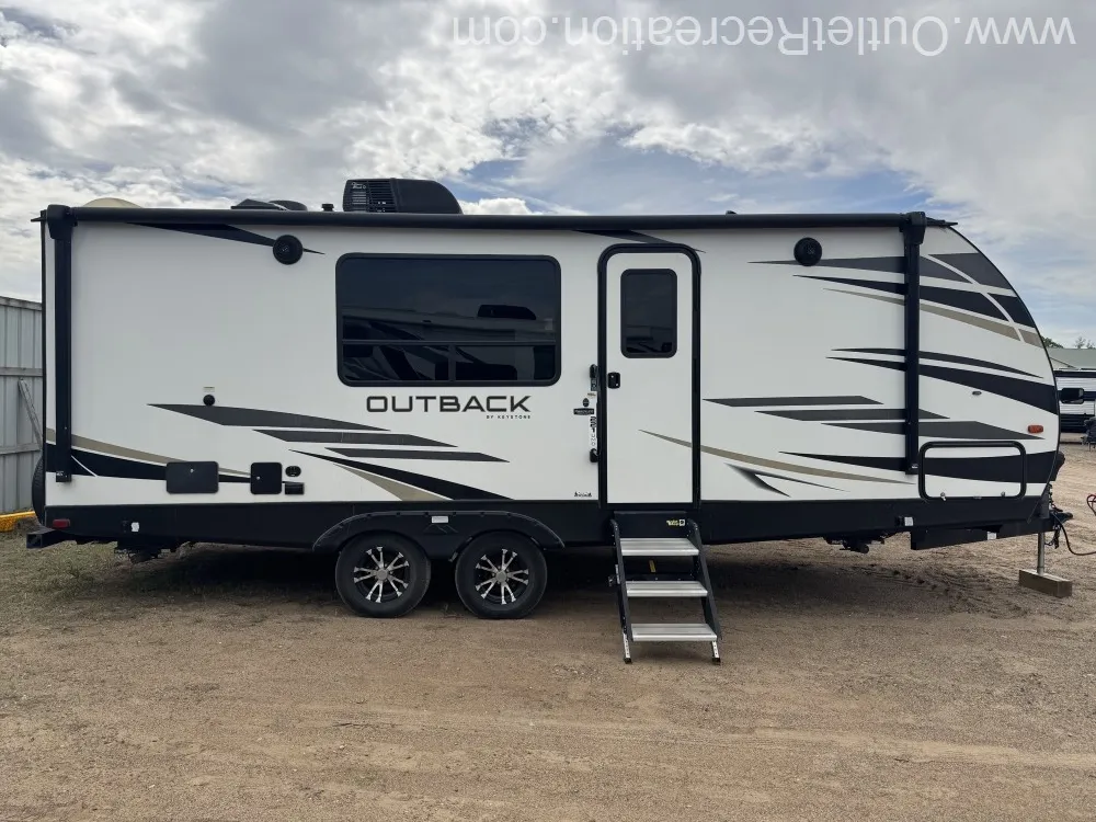 2021 Keystone Outback Ultra-Lite 221UMD - Photo 4
