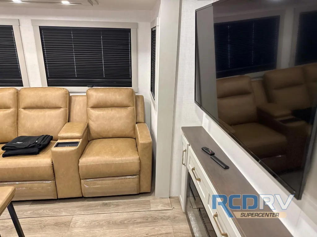 2025 Brinkley Model Z AIR 295, Photos photo 20