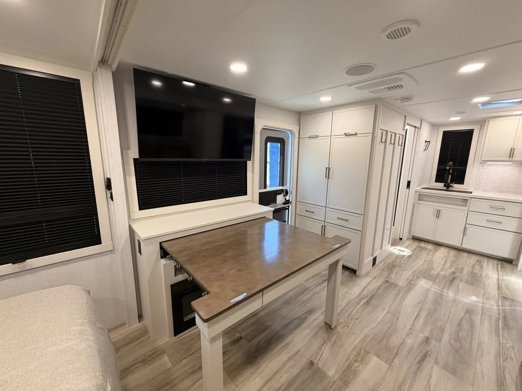 2026 Brinkley Model I 235, Photos photo 13