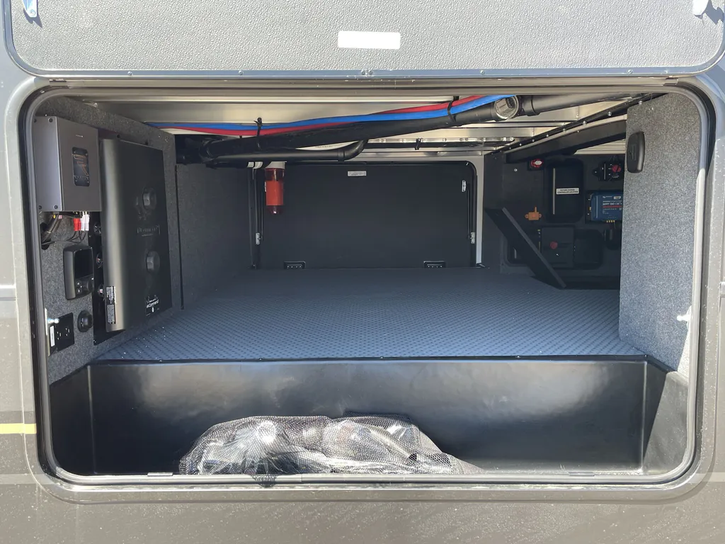 2026 Keystone Raptor 441, Photos photo 25