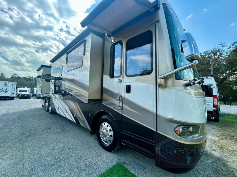 2023 Newmar Ventana 4068 - Photo 2