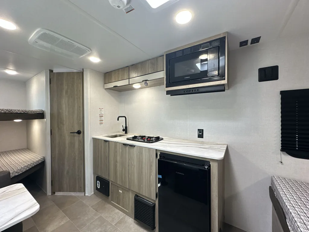 2027 Forest River Airelume 160, Photos photo 8