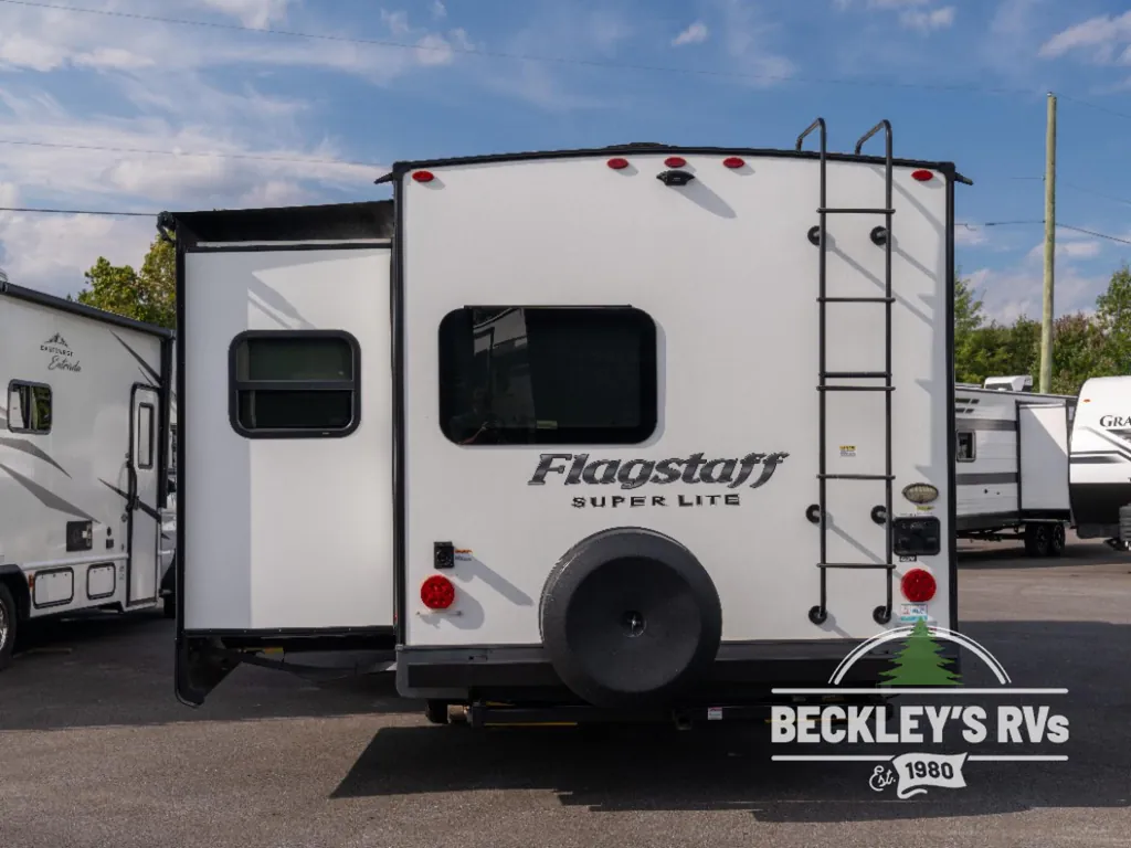2022 Forest River Flagstaff Super Lite 26FKBS, Photos photo 13