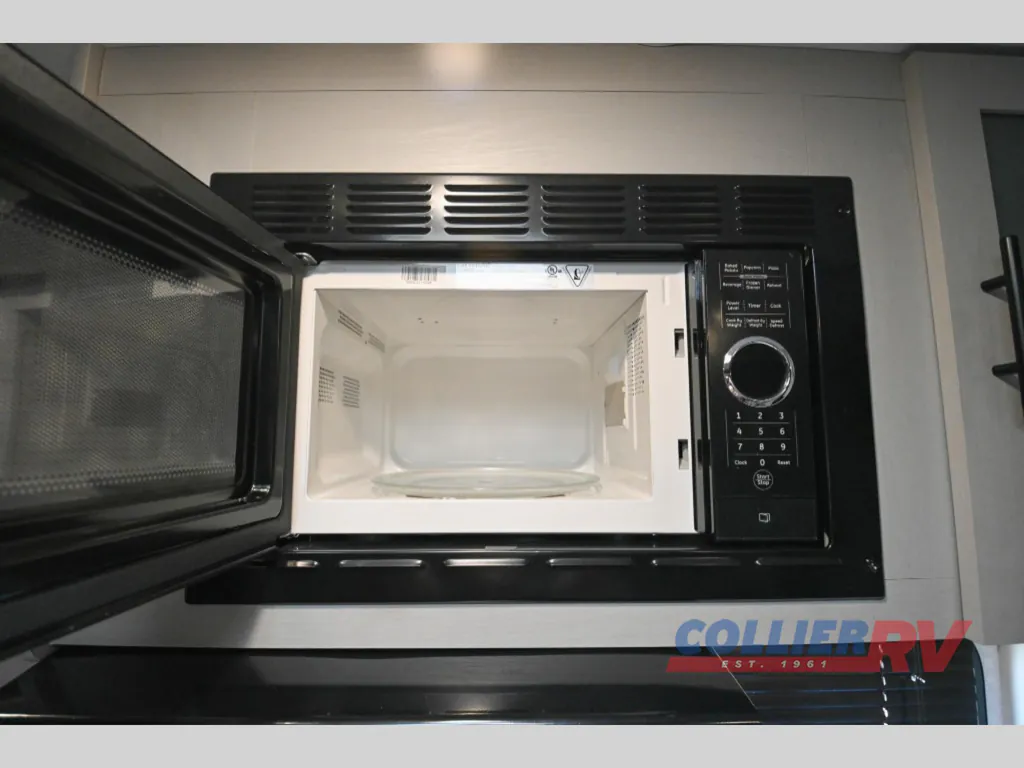 2022 Forest River Wildwood FSX 178BHSK, Photos photo 11