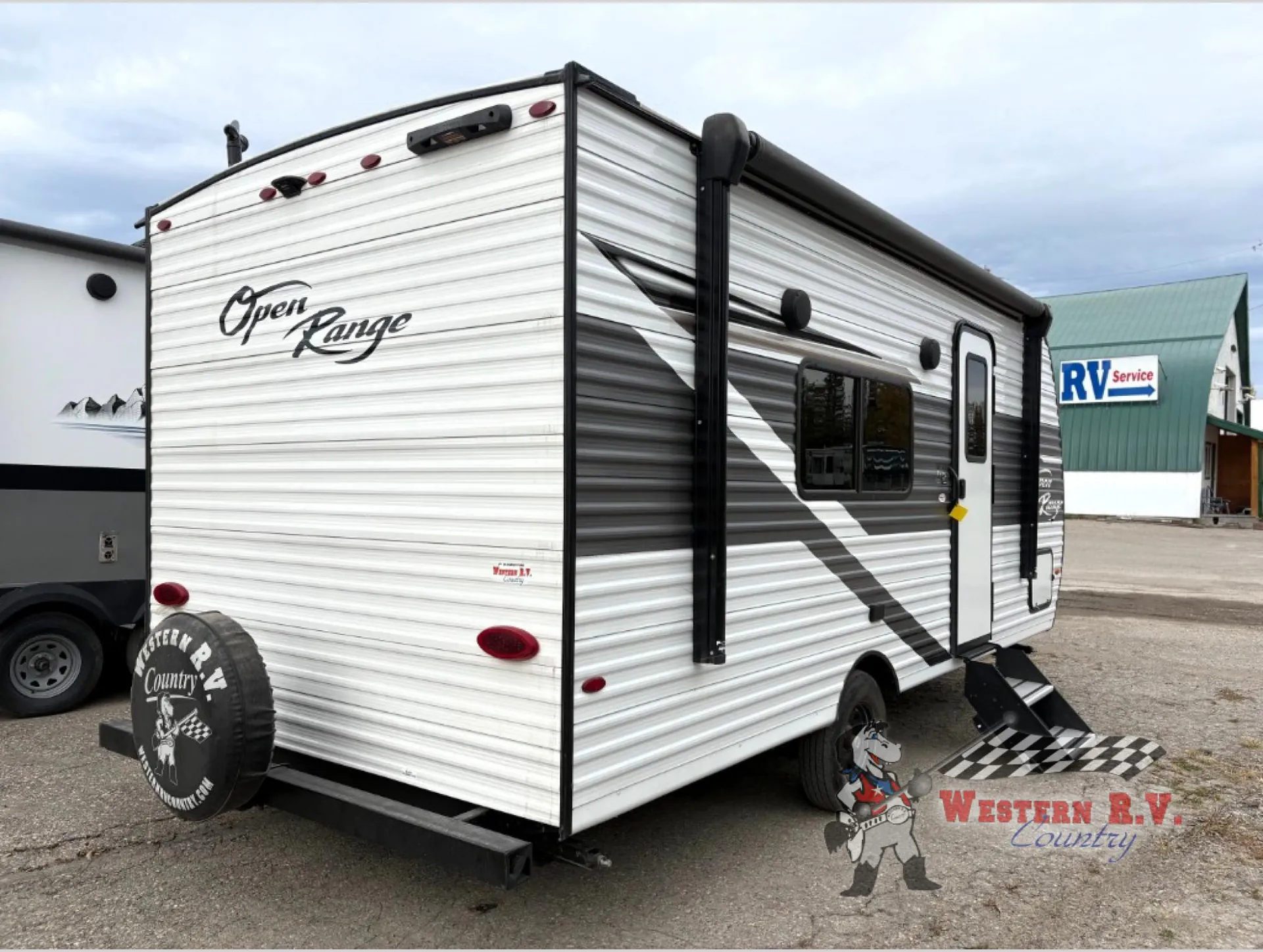 2023 Highland Ridge Open Range Conventional 182RBE dealer photo 9 from Western RV Country