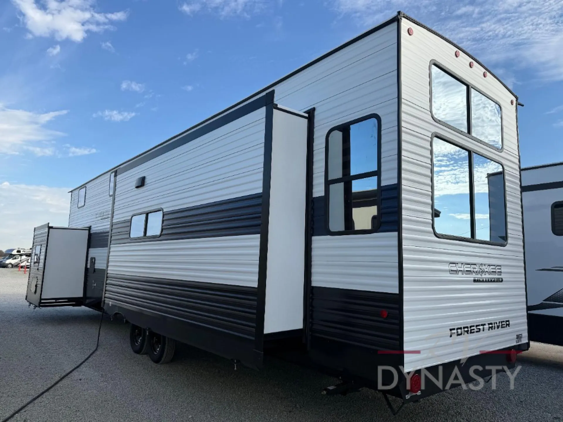 2026 Forest River Cherokee Timberwolf 39DL - Photo 4