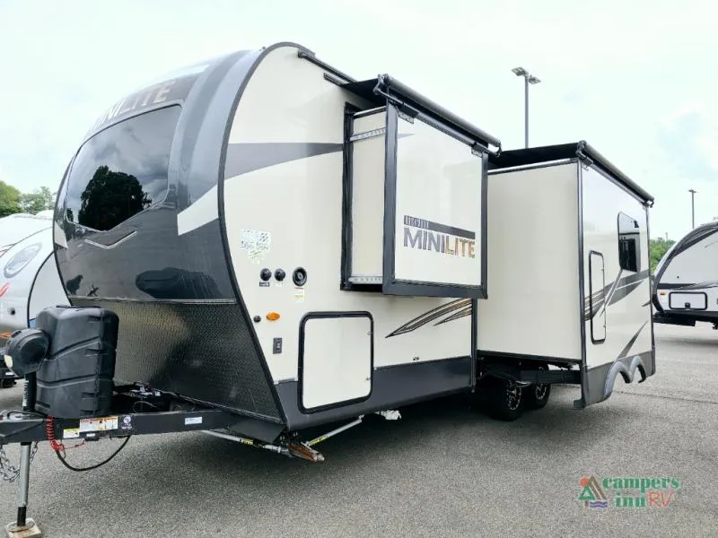 2022 Forest River Rockwood Mini Lite 2511S - Photo 4