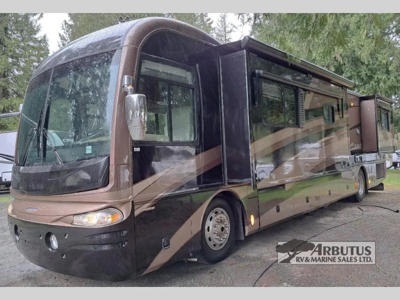 2004 Fleetwood Revolution 40C - Photo 2