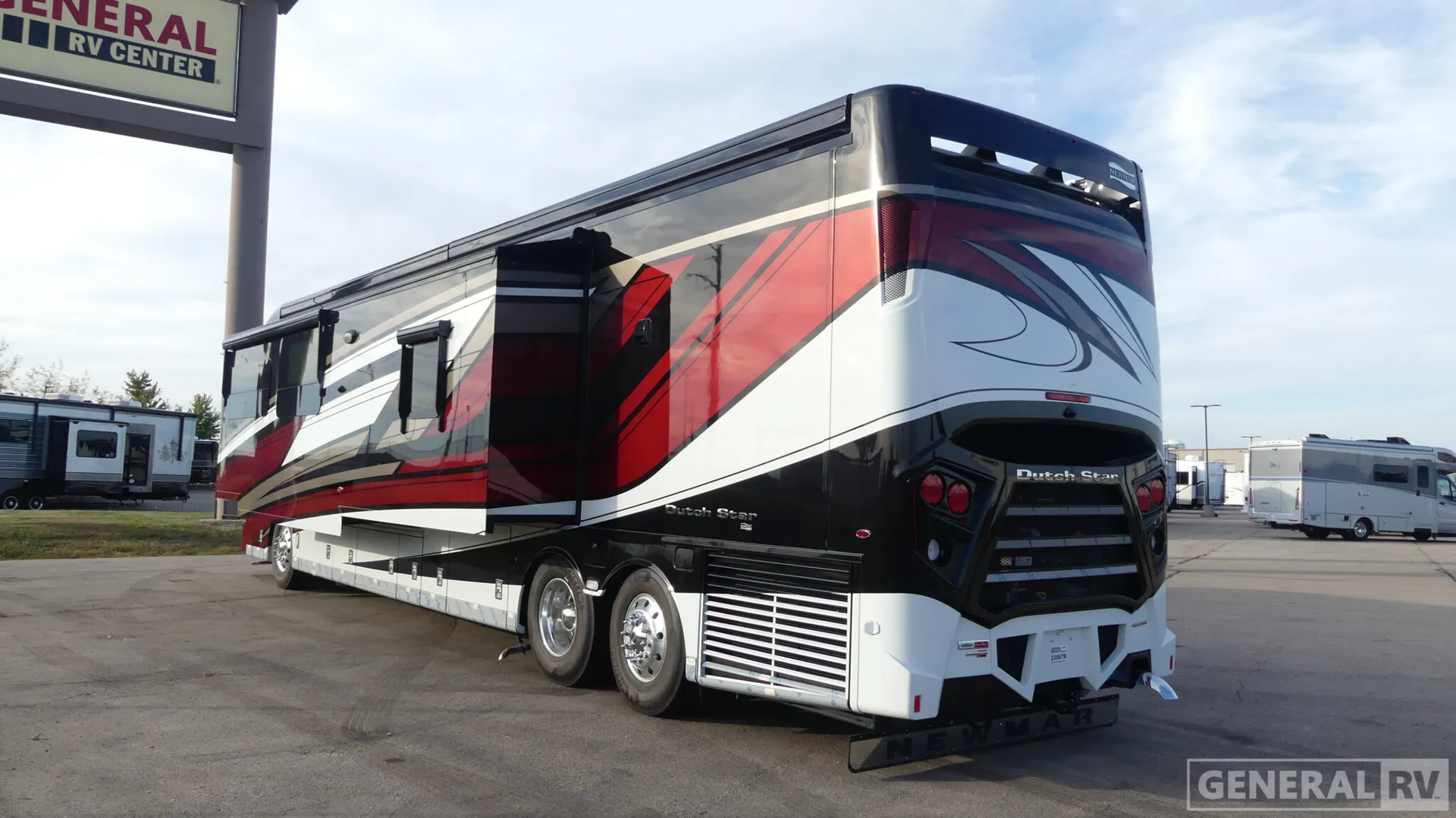 2026 Newmar Dutch Star 4369 - Photo 4