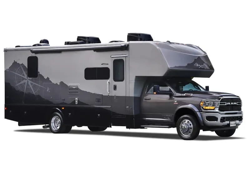 Dynamax Corp Isata 5 Series 34DS exterior