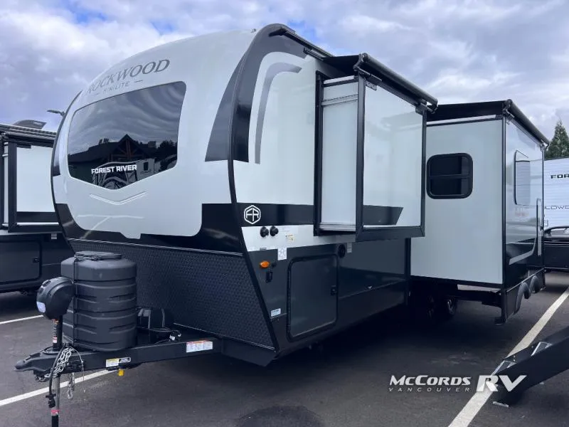 2026 Forest River Rockwood Mini Lite 2511S - Photo 3