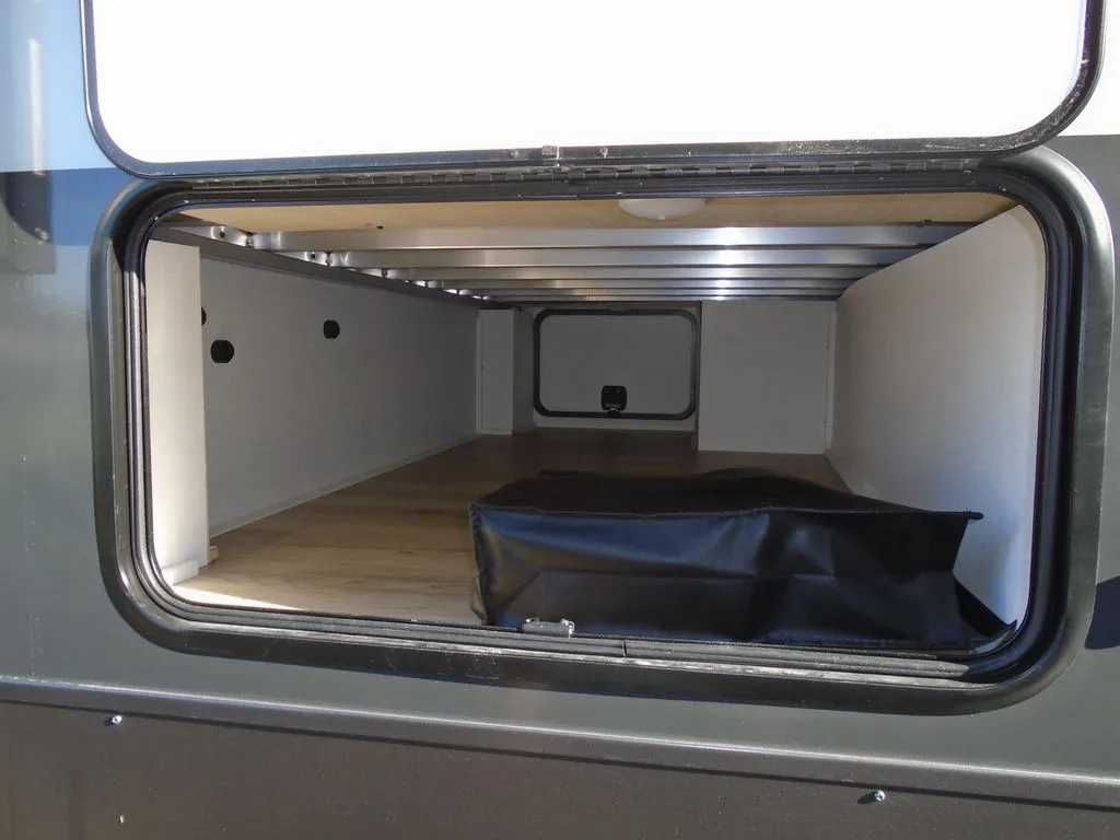 2026 Forest River Rockwood Mini Lite 2506FK — Photo 6