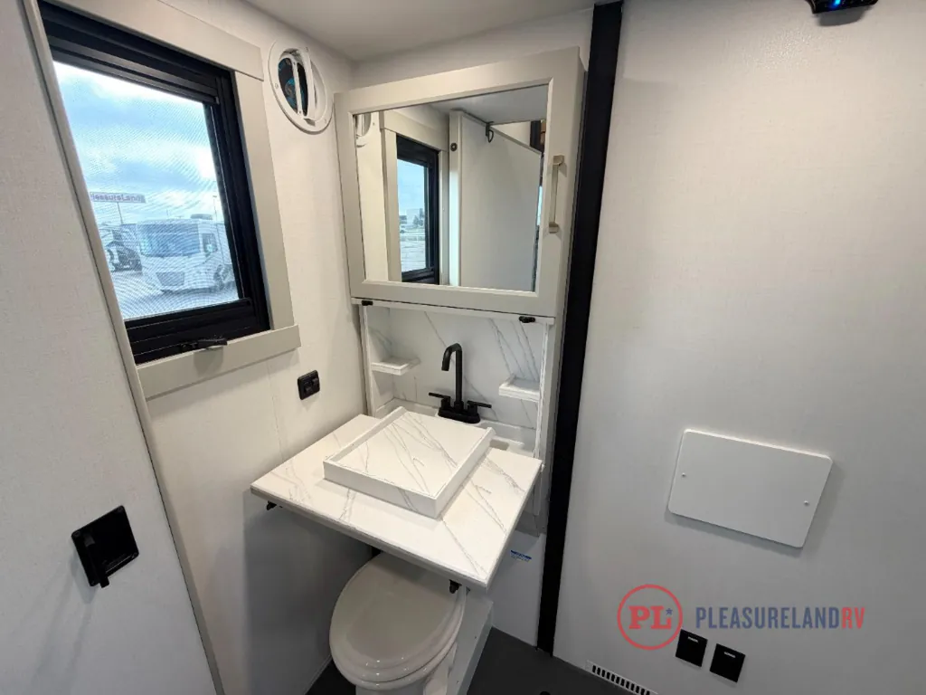 2025 Brinkley Model G 4100, Photos photo 15