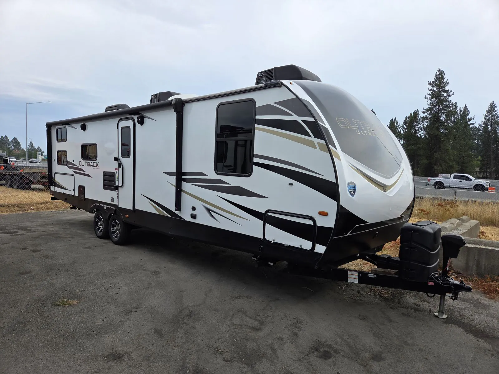 2022 Keystone Outback Ultra-Lite 302UBH - Photo 2
