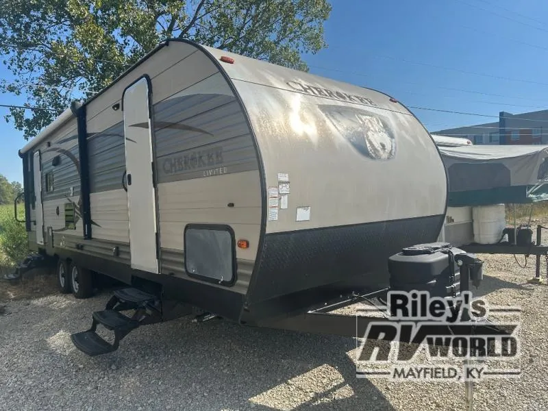 2016 Forest River Cherokee 264L - Photo 2