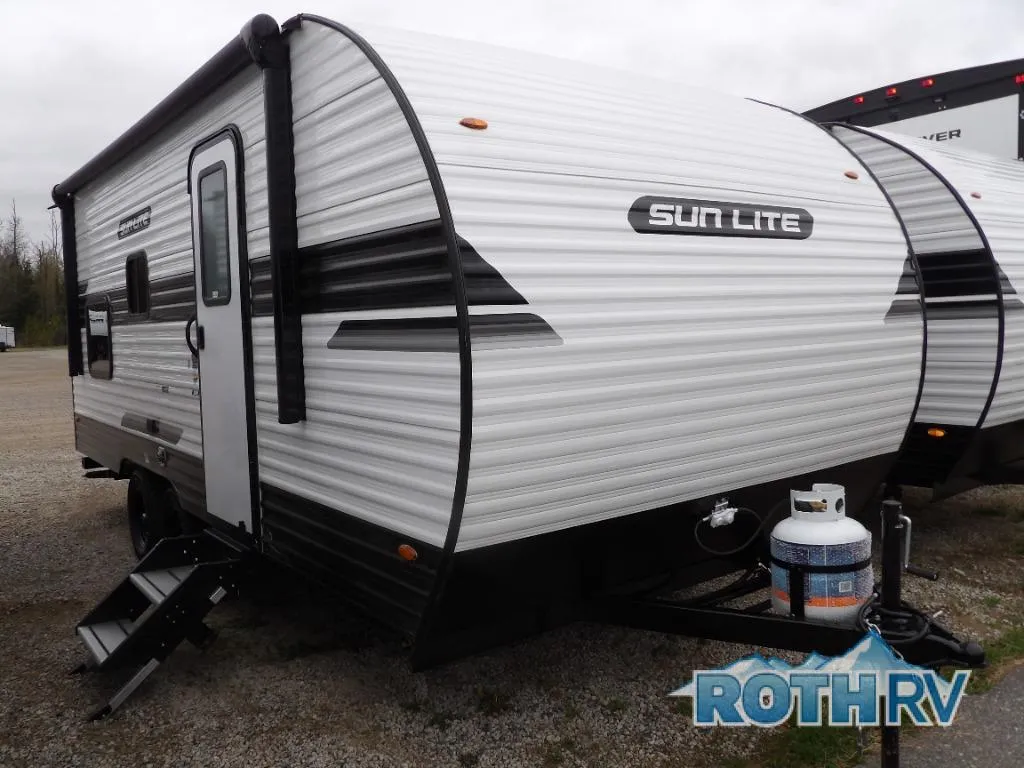 2026 Sunset Park RV Sun Lite LTD 21DB - Main photo
