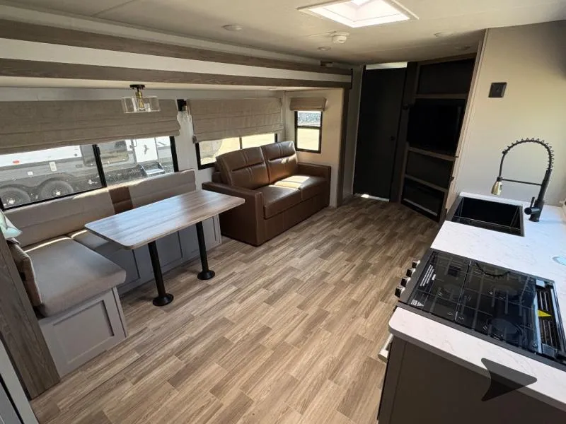 2025 Forest River Vibe 2600BH - Photo 4