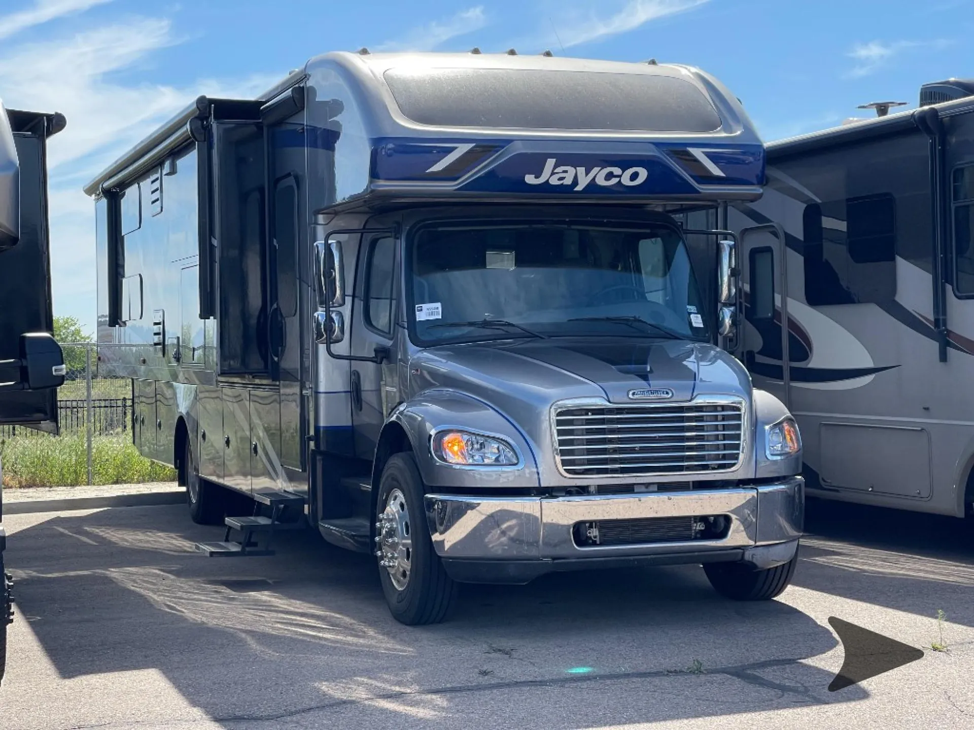 2023 Jayco Seneca 37L dealer photo 1 from Bish's RV