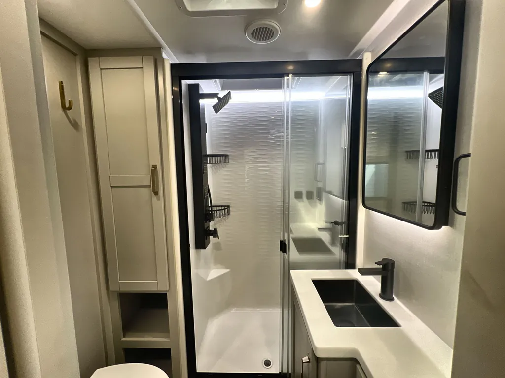 2025 Brinkley Model Z 3610, Photos photo 33