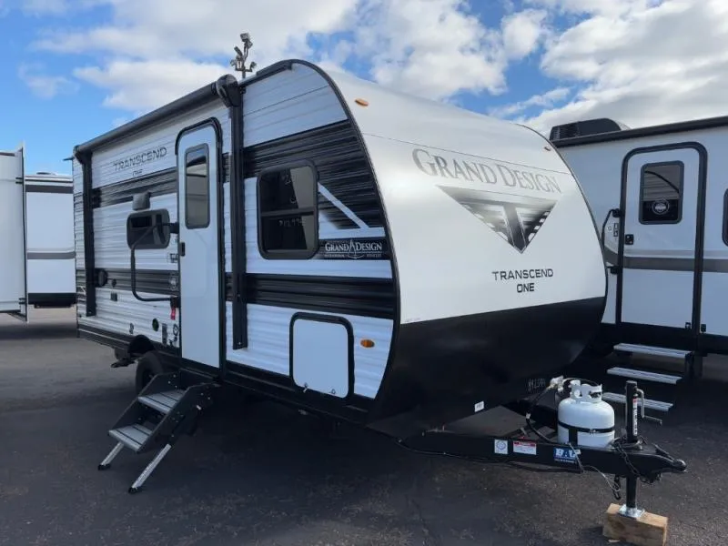 2026 Grand Design Transcend One 151BH - Photo 2