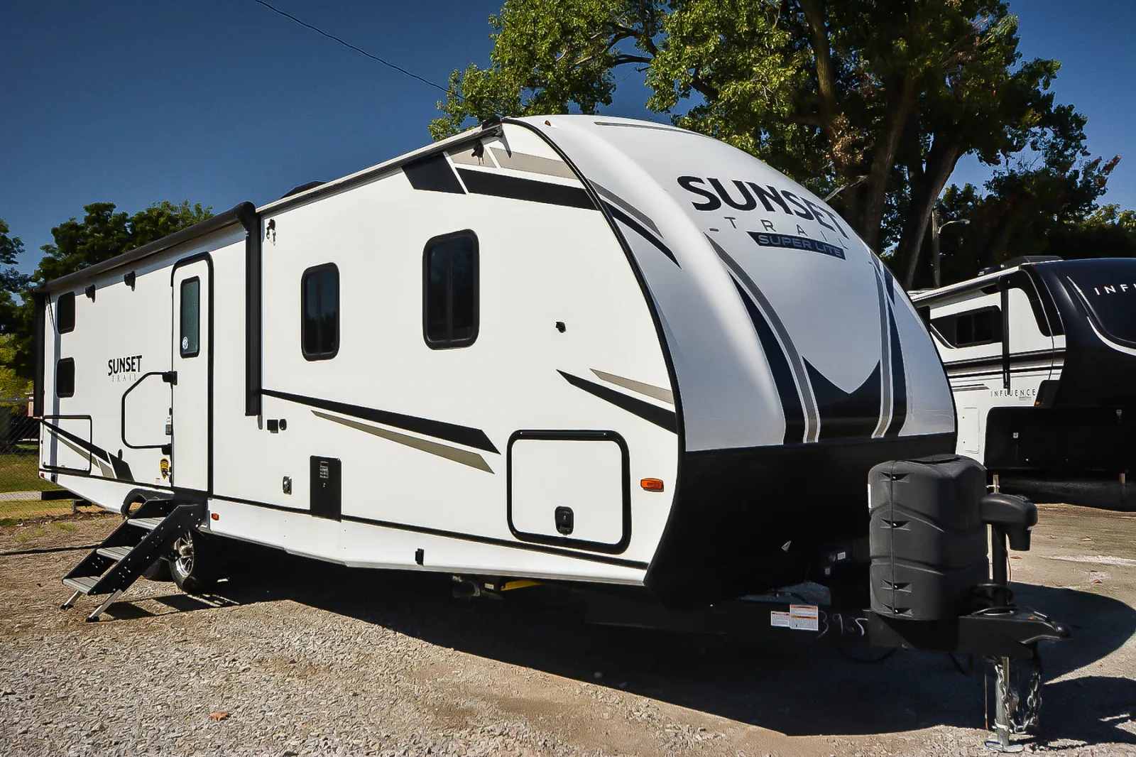 2022 CrossRoads Sunset Trail Super Lite 299QB - Photo 2