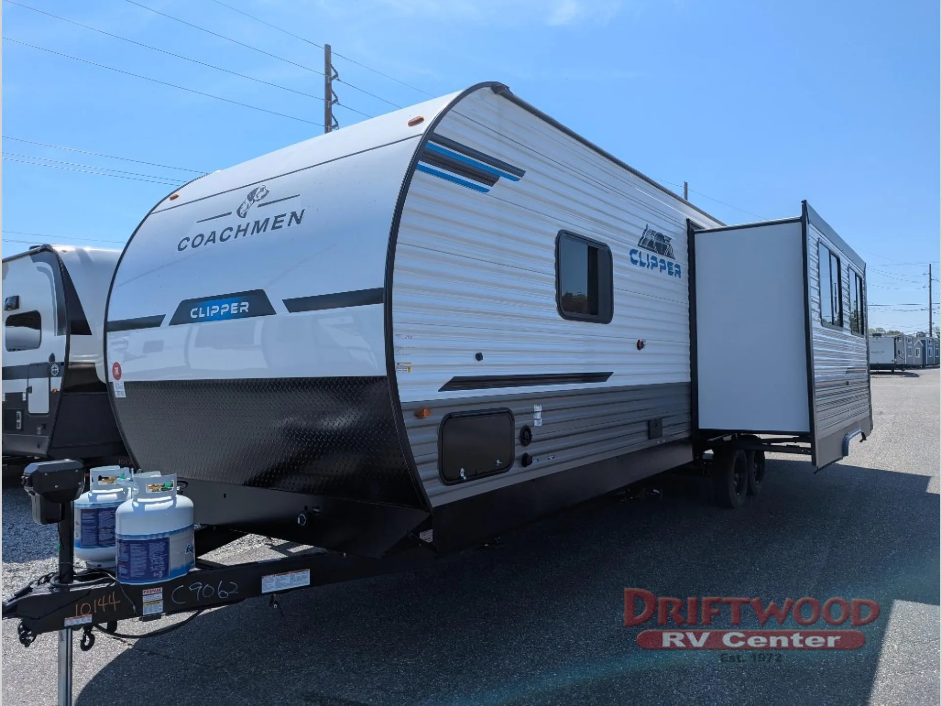 2026 Coachmen Clipper 6K Series 282TQS - Photo 3