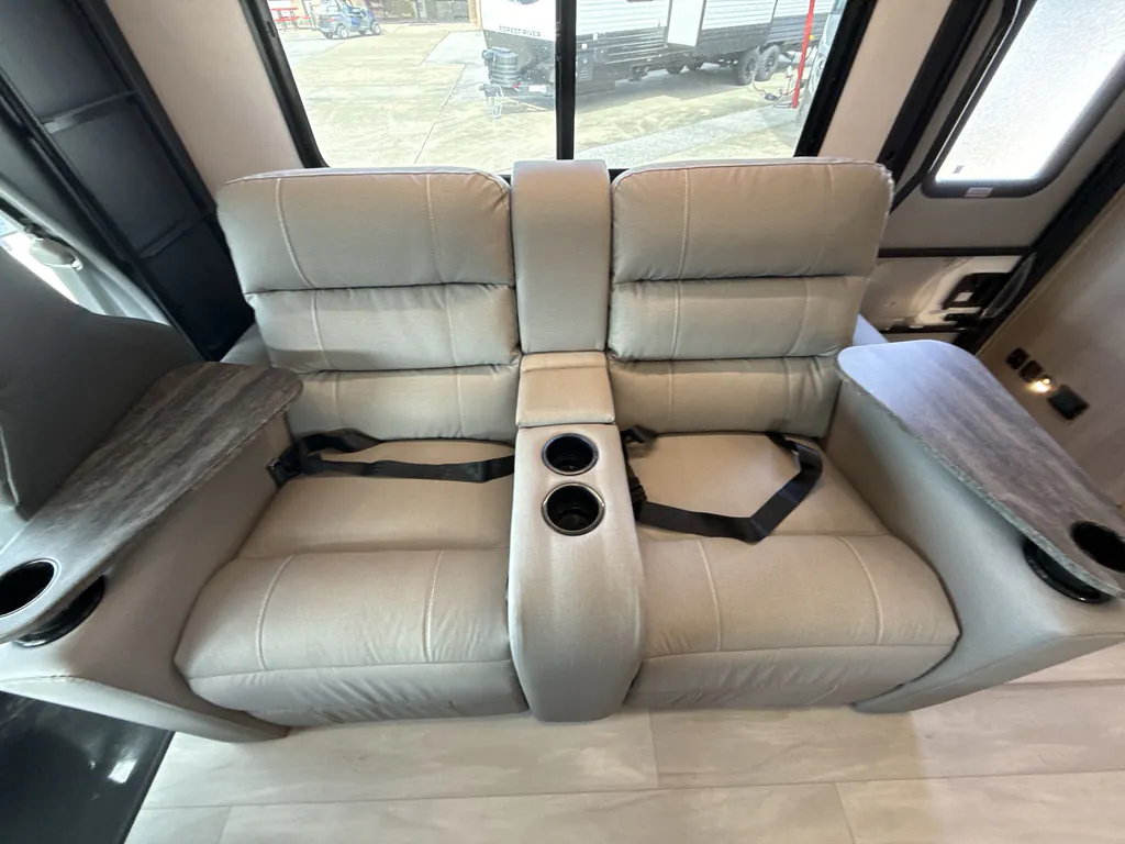 2026 Forest River Sunseeker 3050S, Photos photo 10