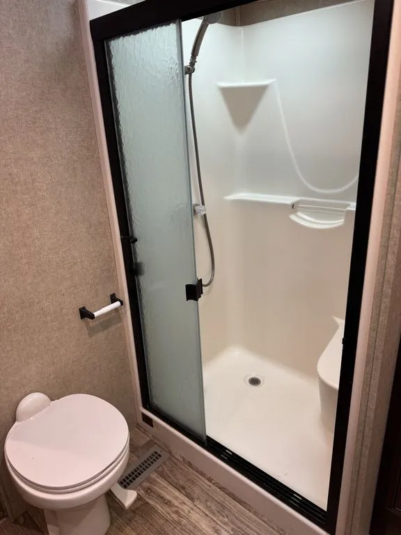 2015 Jayco Pinnacle 36FBTS, Photos photo 22