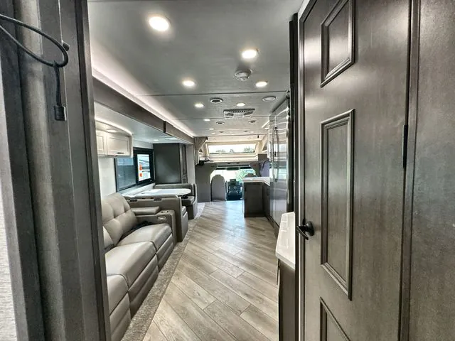 2027 Entegra Coach Accolade 37K, Photos photo 37