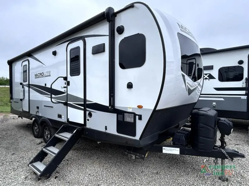 2023 Forest River Flagstaff Micro Lite 25FKBS - Photo 2