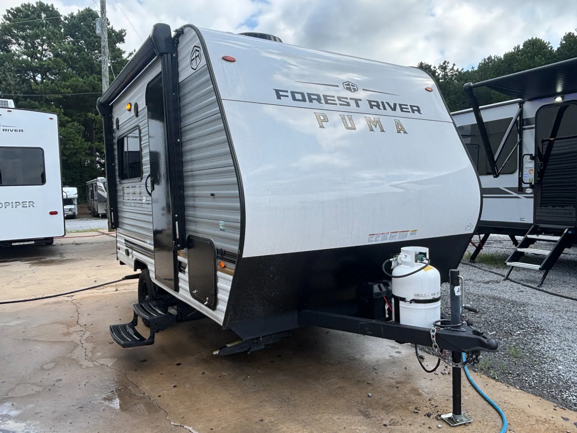2025 Palomino Puma Camping Edition 123RDCE - Photo 2