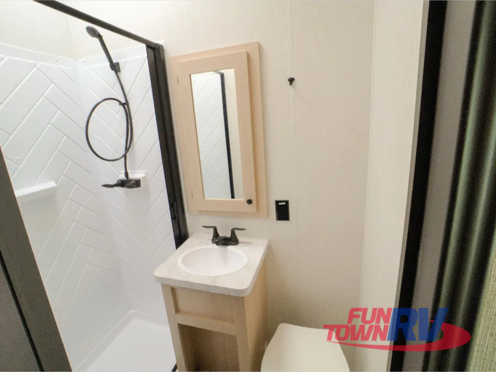 2026 Forest River Cardinal 35CRIB, Photos photo 21