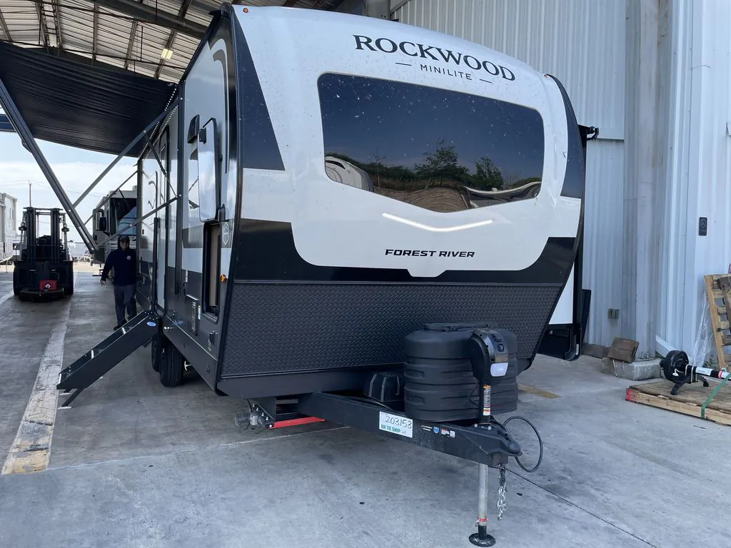 2027 Forest River Rockwood Mini Lite 2523MBR