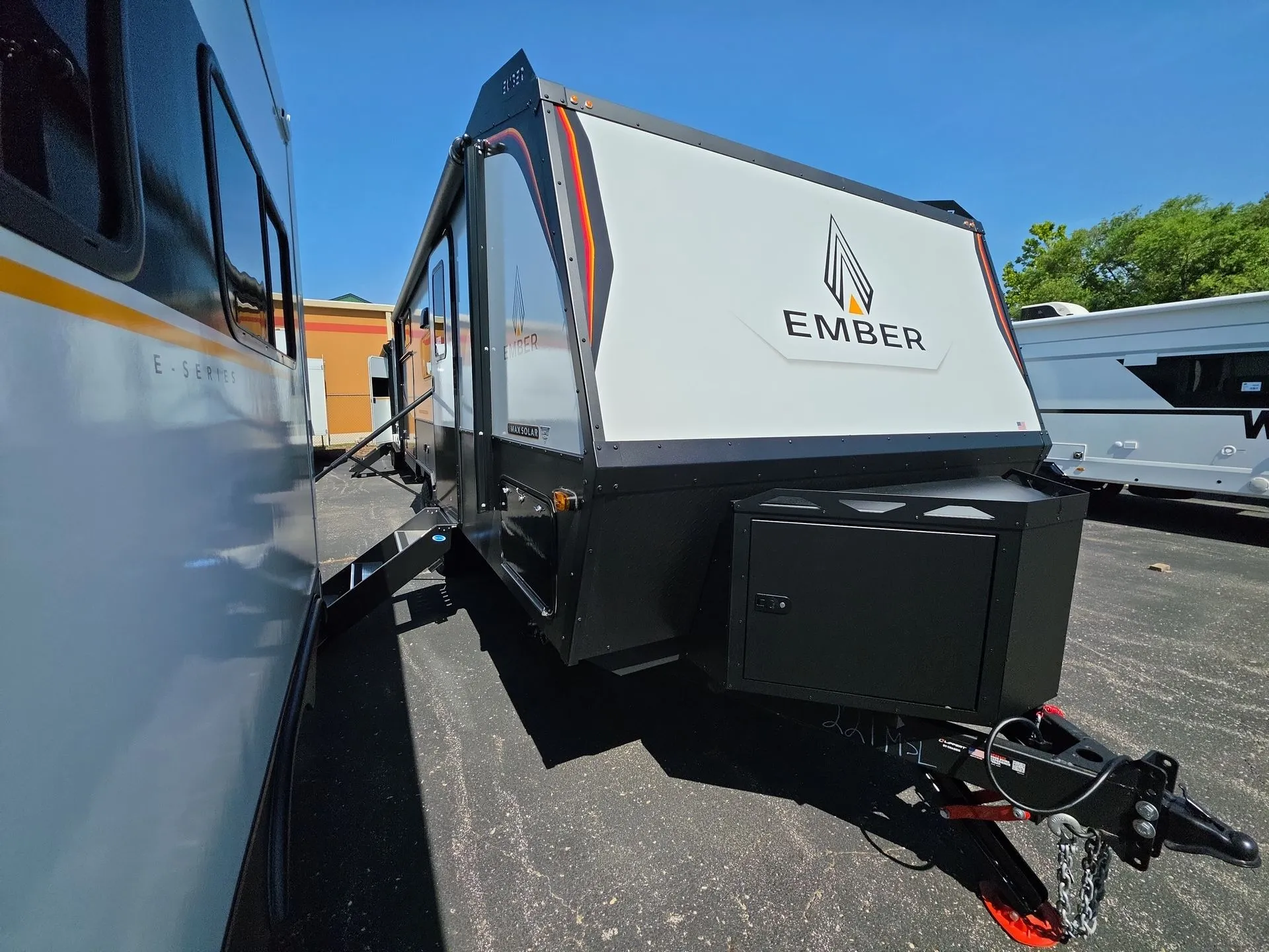 2026 Ember RV Overland Series 221MSL - Photo 2