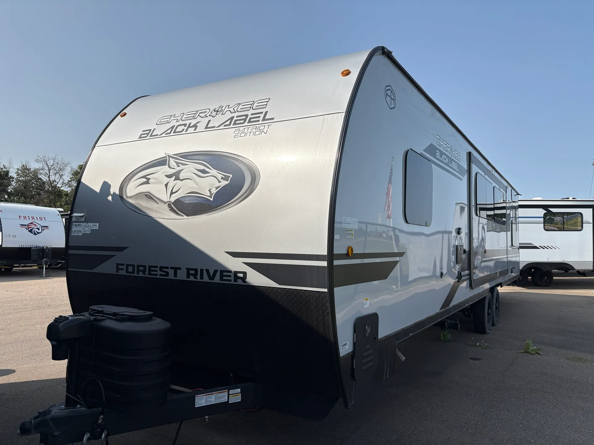 2026 Forest River Cherokee Grey Wolf Black Label 29NMBL - Photo 2