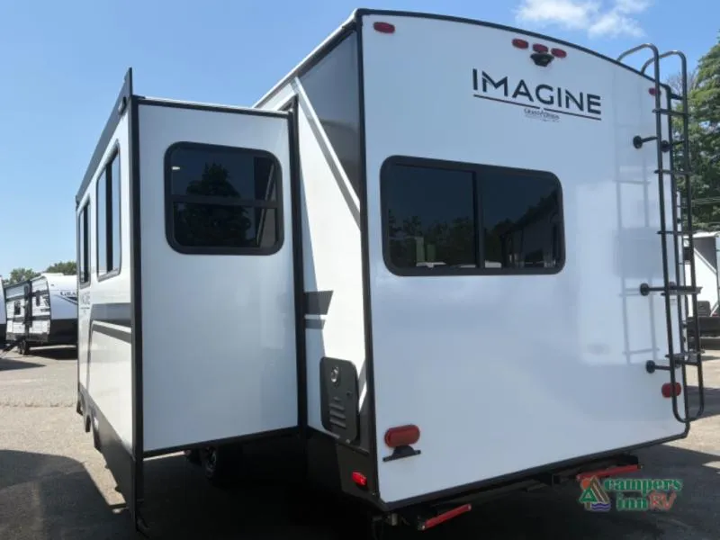 2027 Grand Design Imagine 2670MK - Photo 3