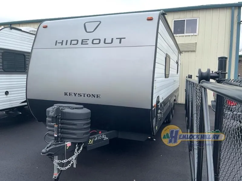 2026 Keystone Hideout 210RL - Photo 3