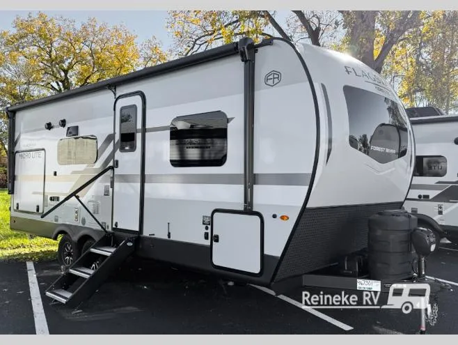 2026 Forest River Flagstaff Micro Lite 25BSDS - Photo 2