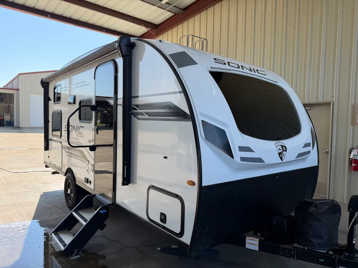 2025 Venture RV Sonic Lite SL169VUD - Photo 2