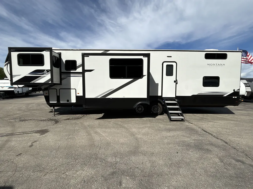 2025 Keystone Montana High Country 377FL, Photos photo 6