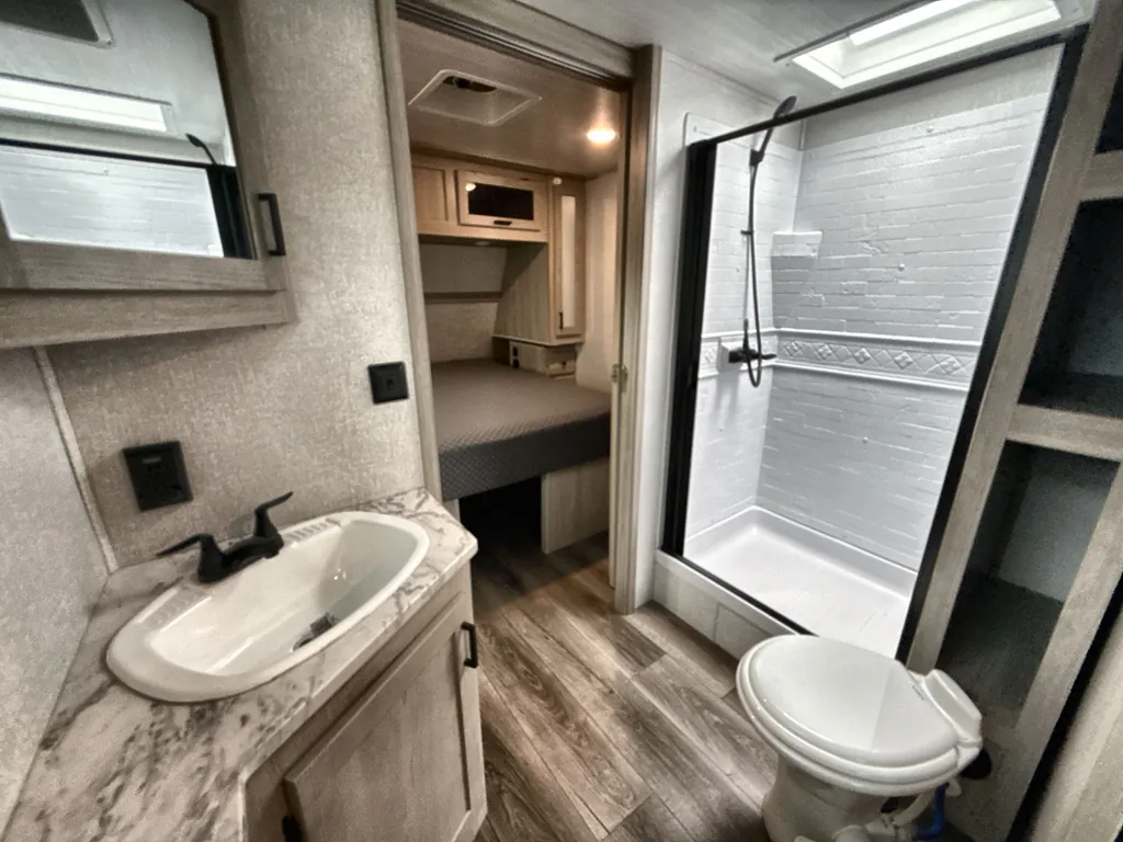 2022 East to West Alta 2850KRL, Photos photo 16